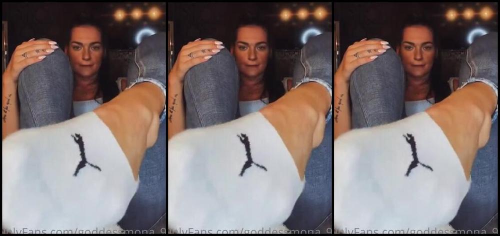 Goddessmona 91 Onlyfans Und Dann Kam Mona Du Warst Immer Auf Suche Nach Dieser Einen Frau Mit Dem Gewissen Etwas Sweatp