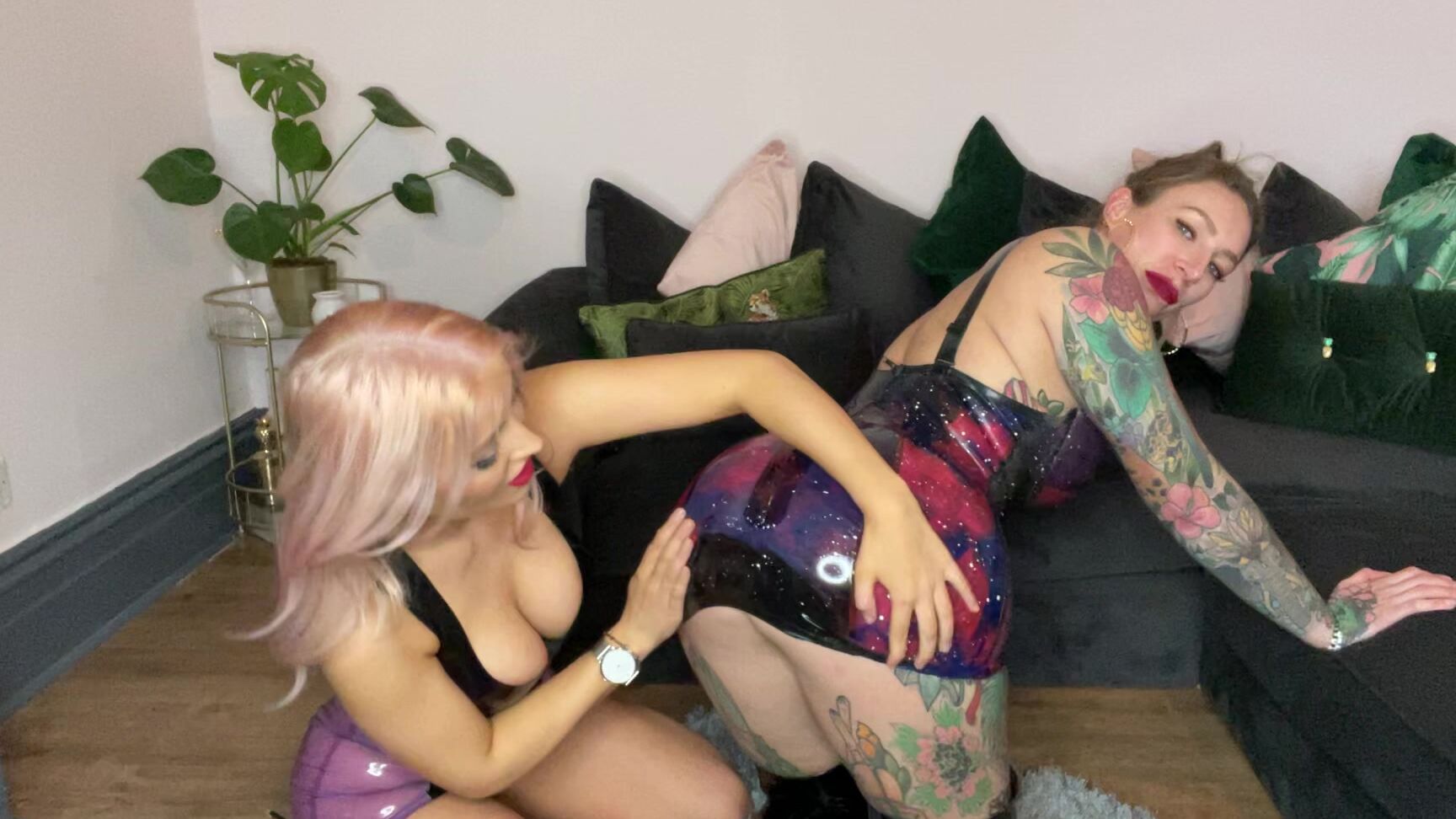 CutieDaisyMay093 Latex Fetish with Ava Austen manyvids