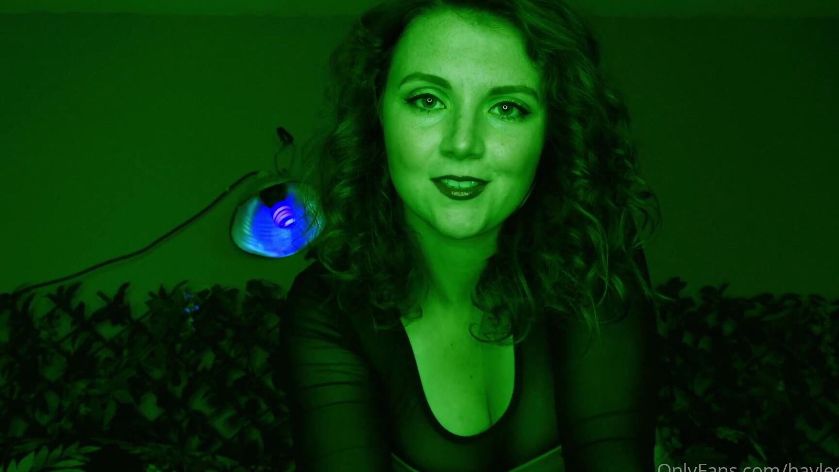 Hayleelove Poison Ivy Makes Robin Her Slave Part Poison Ivy Has Tangled Robin In Her Vines Under H