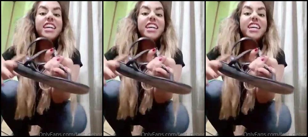 Giantess Debora Nicknamed Giantess Debora Onlyfans Humillation Video For All My Slaves