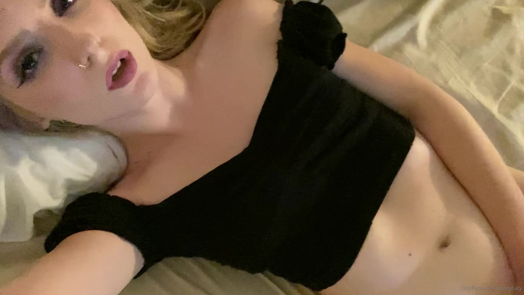 Lovelylucy Chit Chat And Cum With Me Let Me Know If You Like This Or Not It S My Personal Kink T