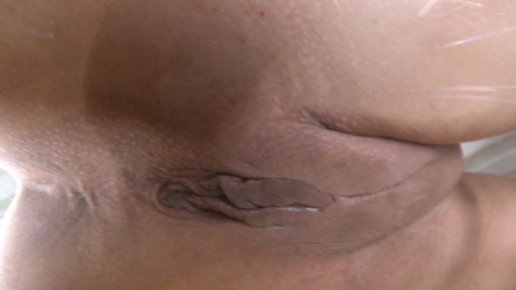 InTheCrack - 495 - sc2 S Mud Get He Lips Tick 1080p Mix