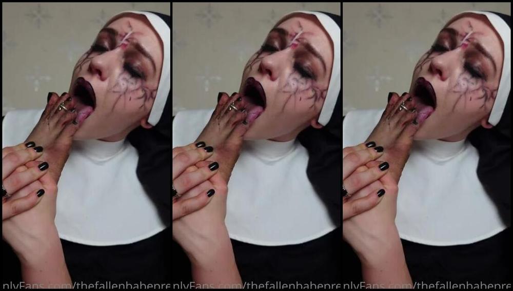 Thefallenbabepremium Onlyfans Ave Marias Feet Thats It This Nuns Devotion To God And Jesus Christ Has Been Pervertedp