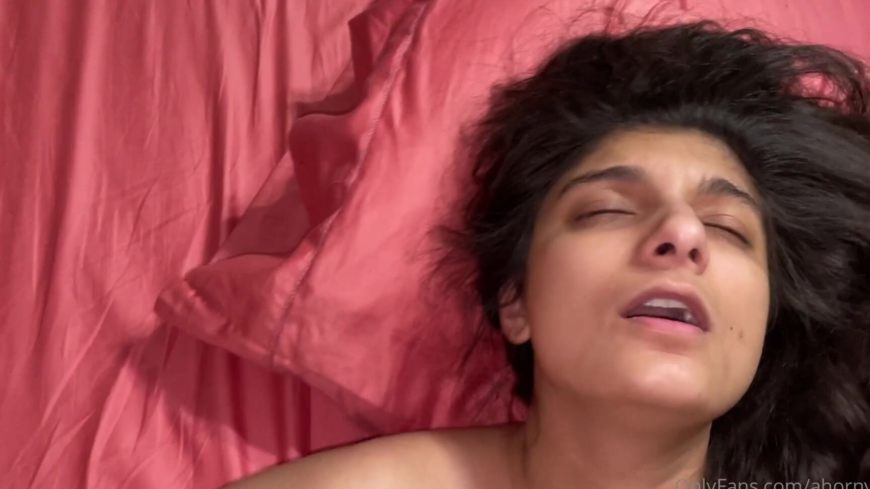 Ahornypaki Your Favorite Paki Just Used Her New Toy With Some Really Sexy Lingerie