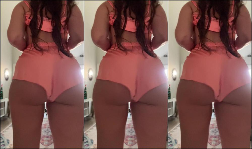 Kimbrulee 3135622972 12 23 2023 I Love Spending The Day In Baggy Pjs Getting Back To My Messages Tonight Hope