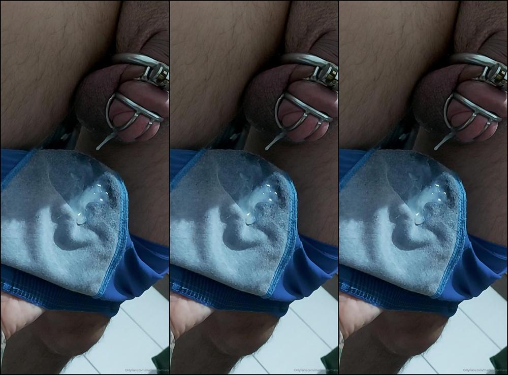 Madamefermans 2385405540 03 07 2022 Corno Gozou Na Cueca Trancado Em Um Cinto Minusculo Humilhei Provoquei Fiz Ele