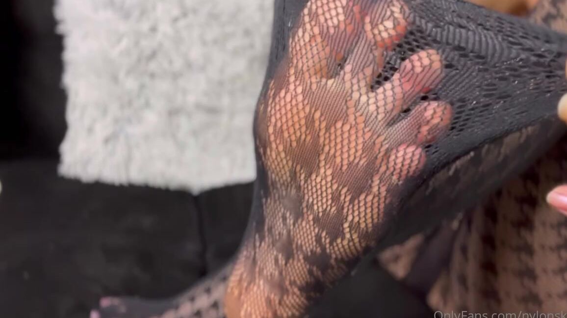 Nylonskitten Nicknamed Nylonskitten 01 21 2023 Onlyfans Видео Для Моих Любителей Nylonfishnet Не Забудьте Провести Для Фото Q