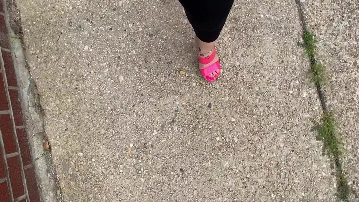Tatianasnaughtytoes Nicknamed Tatianasnaughtytoes Onlyfans Out And About Multiple Videos 1