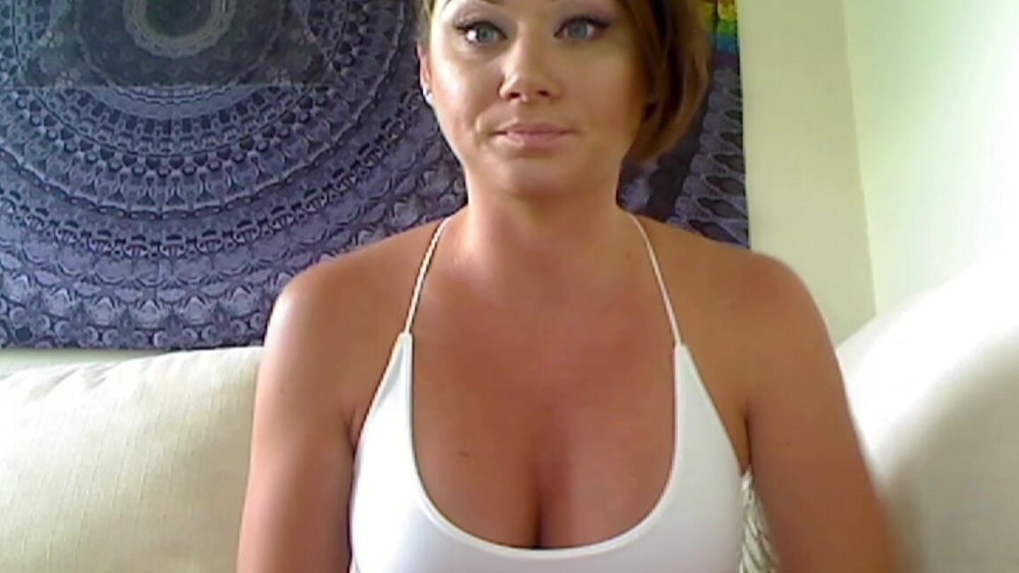 Lauranvickers Sneezy