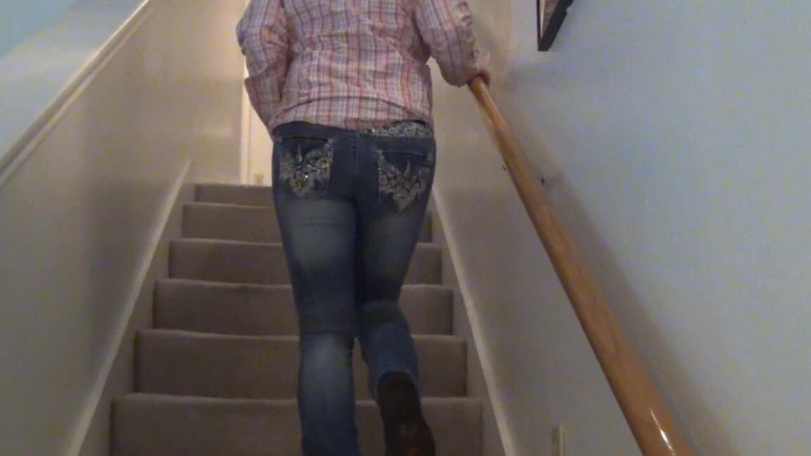 Cat, HD, amateurspankings AS Cat Doesnt Fill The Car With Gas Clips4Sale