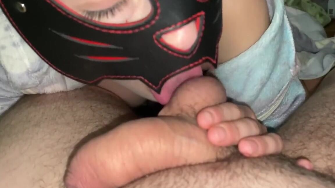 Малышка Вылезала Мои Яйца