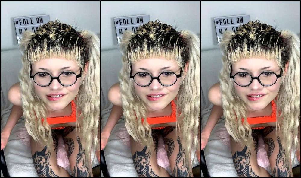 Suicidegirls Stream Started At Am Foxaurus Here Thnx For Dancing With Me See U