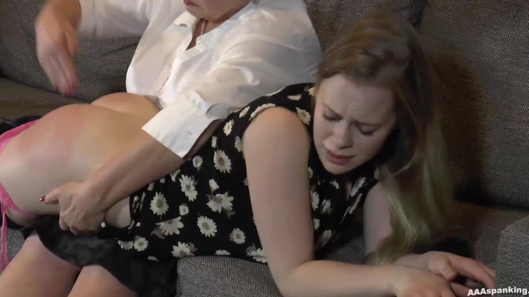 stevie spanked smoking Clips4Sale