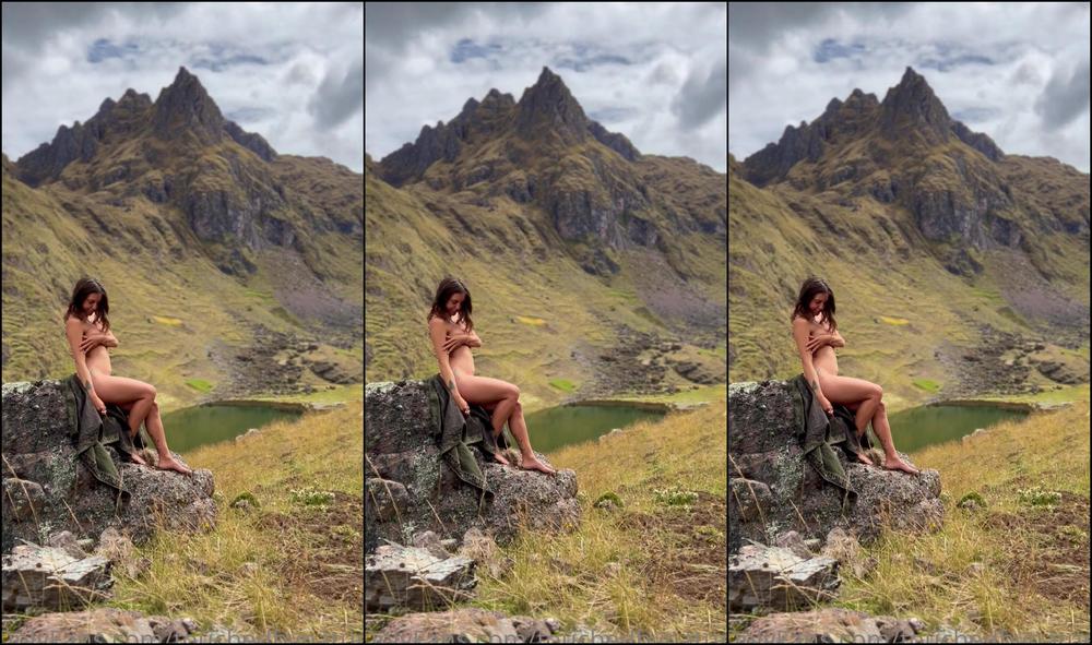 0H9Hje4Oov6Ie4Z4048Cg Source