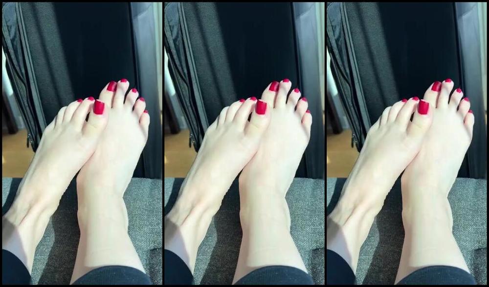 Cassidy Heat Feet Nicknamed Cassidyheatfeet Onlyfans I Think My Nails Look Pretty In This Lighting What Do You Think U