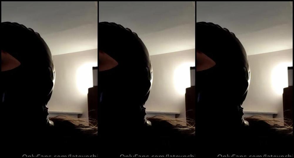 Goddess Lexi Chill Nicknamed Latexnchill Onlyfans Getting Ready For Fun And Maybe Some Silly Stuff Too Eyeliner And Makeup Is Something