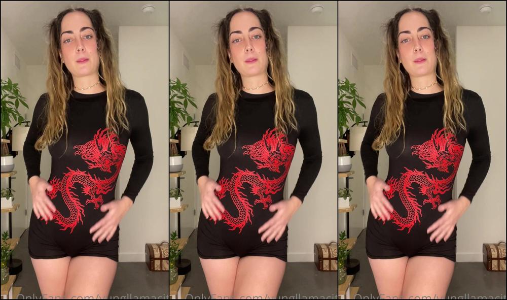 Lilyalcott 2242354910 10 09 2021 Check Your Messages To See What Happens Next I Ll Give You A Hint Tho Hard Nipples