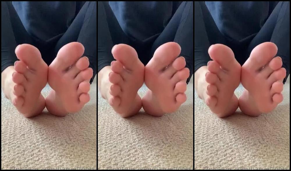 Harriet King Nicknamed Harrietfootsie Foot Fetish 10 30 2021 Onlyfans Video Gave Myself A Sensual Foot Massage