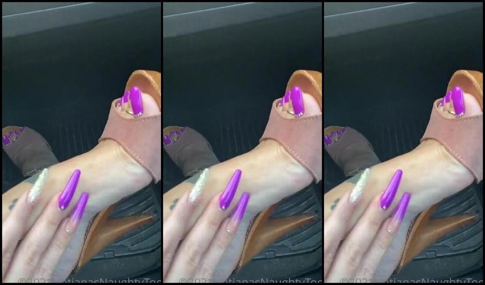 Tatianasnaughtytoes Nicknamed Tatianasnaughtytoes Onlyfans Throwbackthursday 2020 I Used To Think My Toenails Were Long Back Then And Now I Look At It And