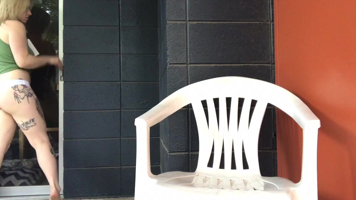 Kaiia Eve Locked Out Pissing Myself In Public