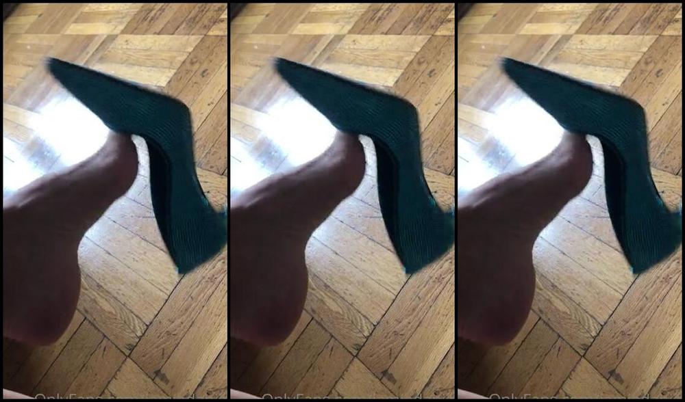 Jamiedaniels Onlyfans I Had Recently Purchased These Amazing Shoes But When The Came In They Did Not Fit Right I Retu 11P