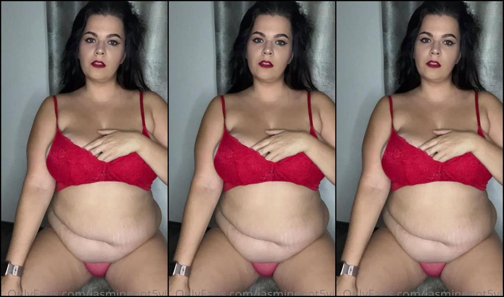 Moore Jasmine 2621561190 09 30 2022 Happy Titty Friday