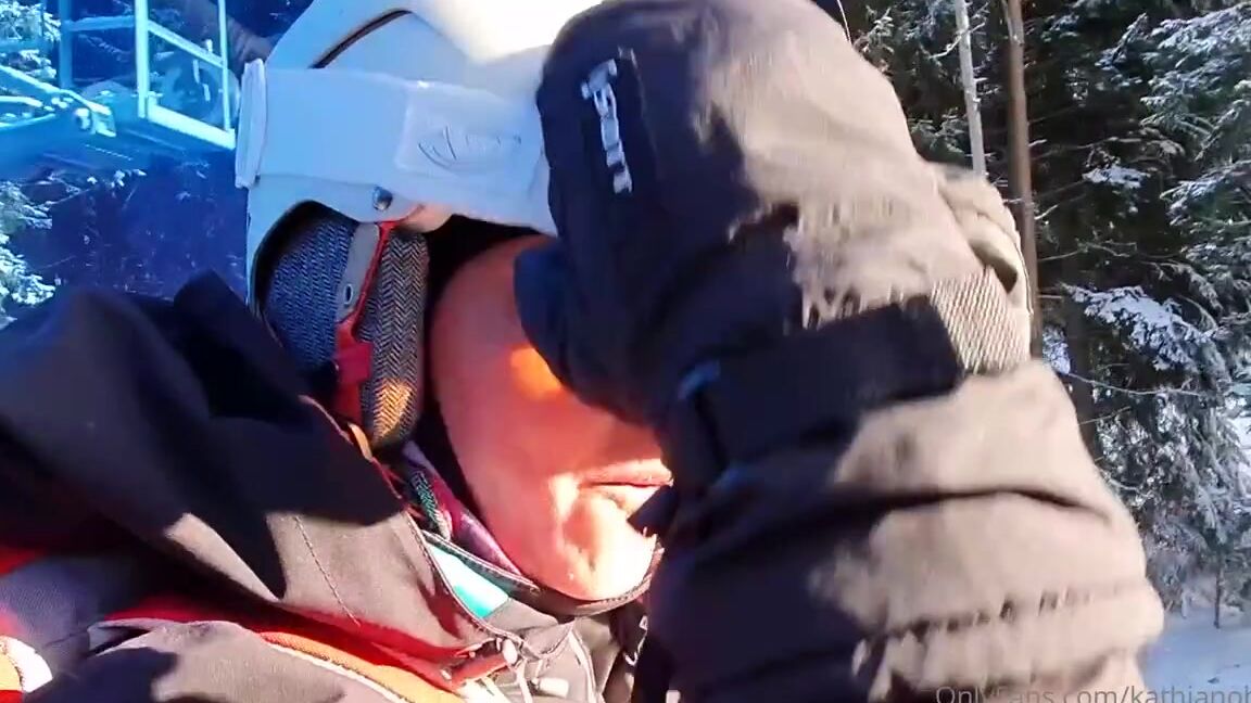 Kathianobilixx 01 20 2025 Onlyfans Video Enjoy A Little Of Skiing Vacation With Me