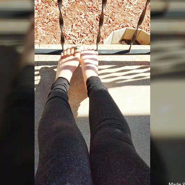 Victoria Brassy Fencing Foot Job