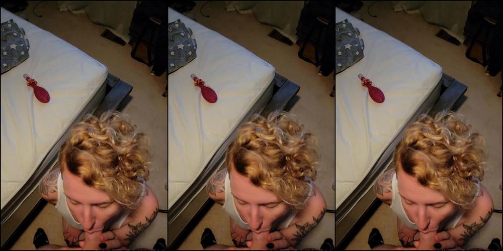 Strwberriebbxxx Sucking Dick In My Natural Form Aka No Makeup Hair Done At All I Asked Hubby Fo