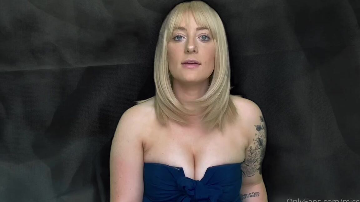 Miss Cassi Nicknamed Misscassi Onlyfans Some Asmr Light Triggers