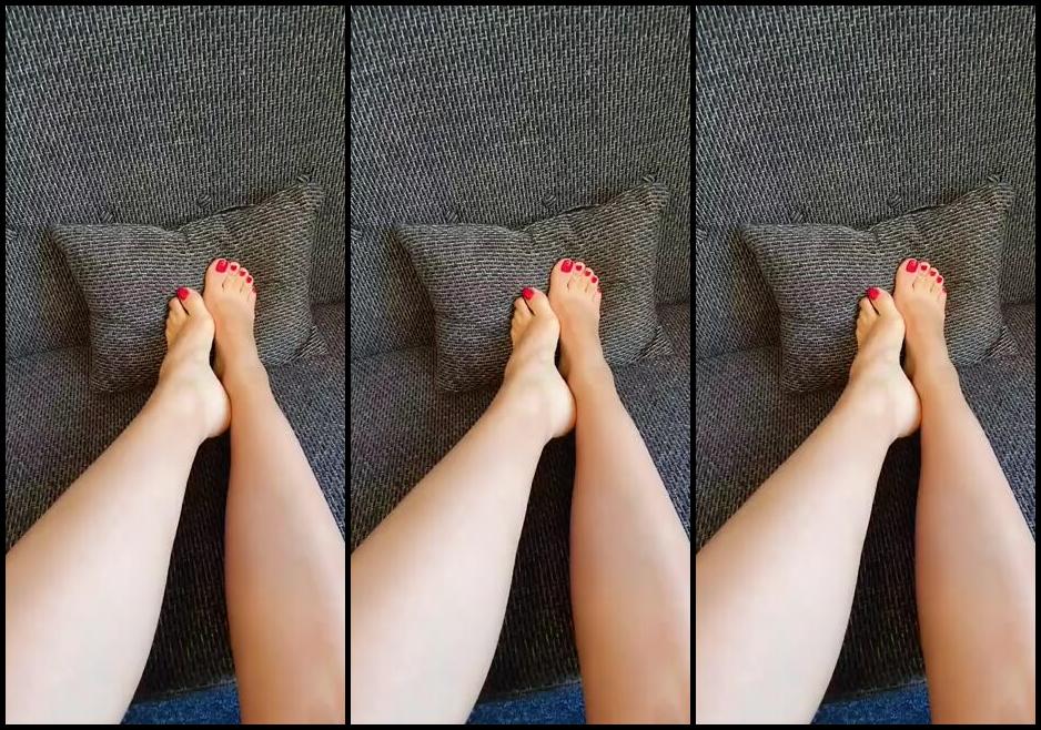 Sofiastoe Aka Sofiastoes Onlyfans I Was Scrolling And I Just Find This Video My Feet In Your Lap Do You Like The Way They Are Play