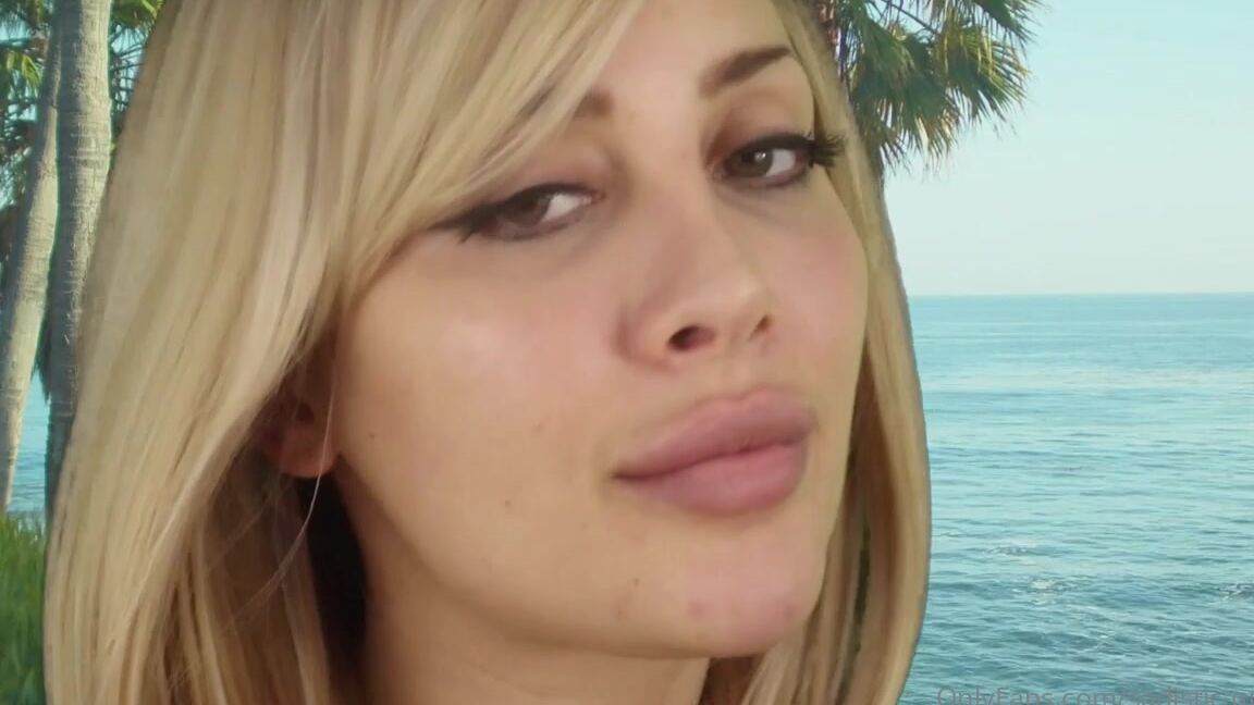 Sadistic Queen Chomped On By My Big Teeth Hd P I Have