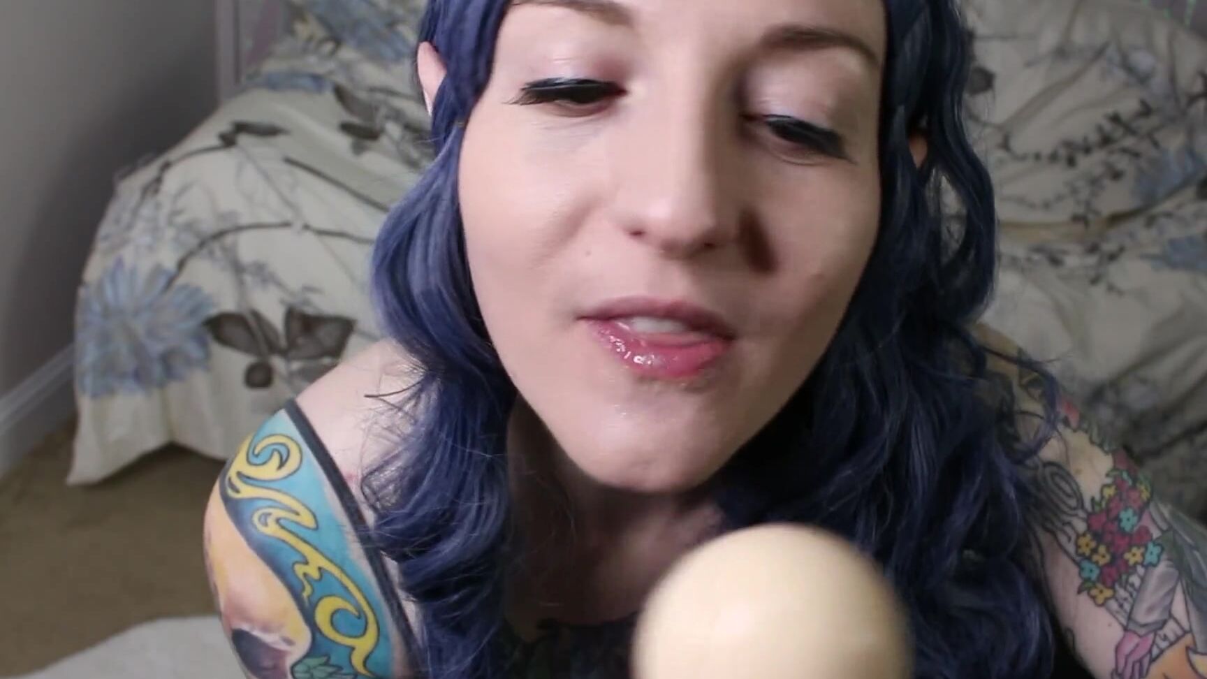 Pastelrosie Sloppy Little Elf Blowjob