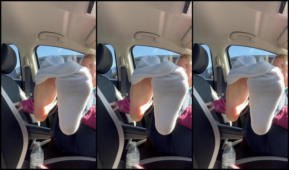 Blondies Toes Onlyfans Joi Humiliation Sock Removal Soles Video Enjoy