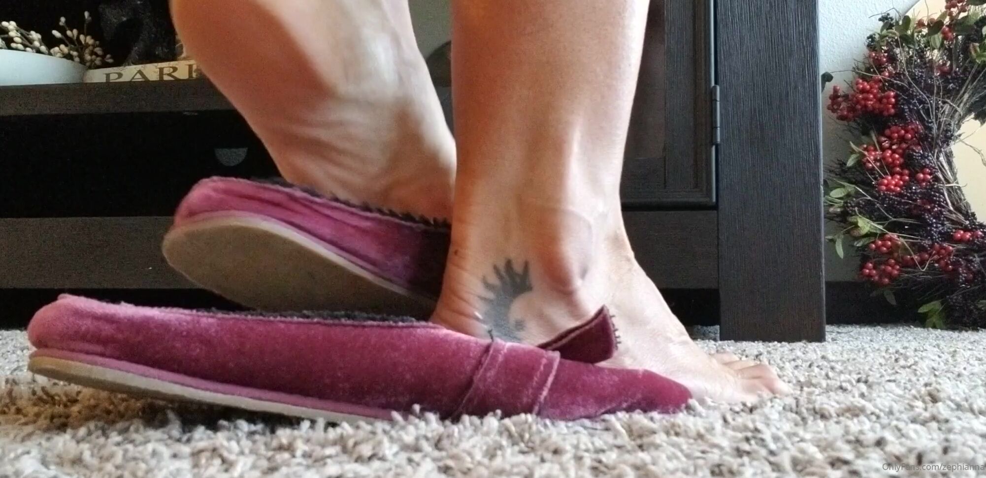 Zephianna My Feet Have Made These Slippers Reek So Bad I Have To Keep Them In My Closet Bury Your