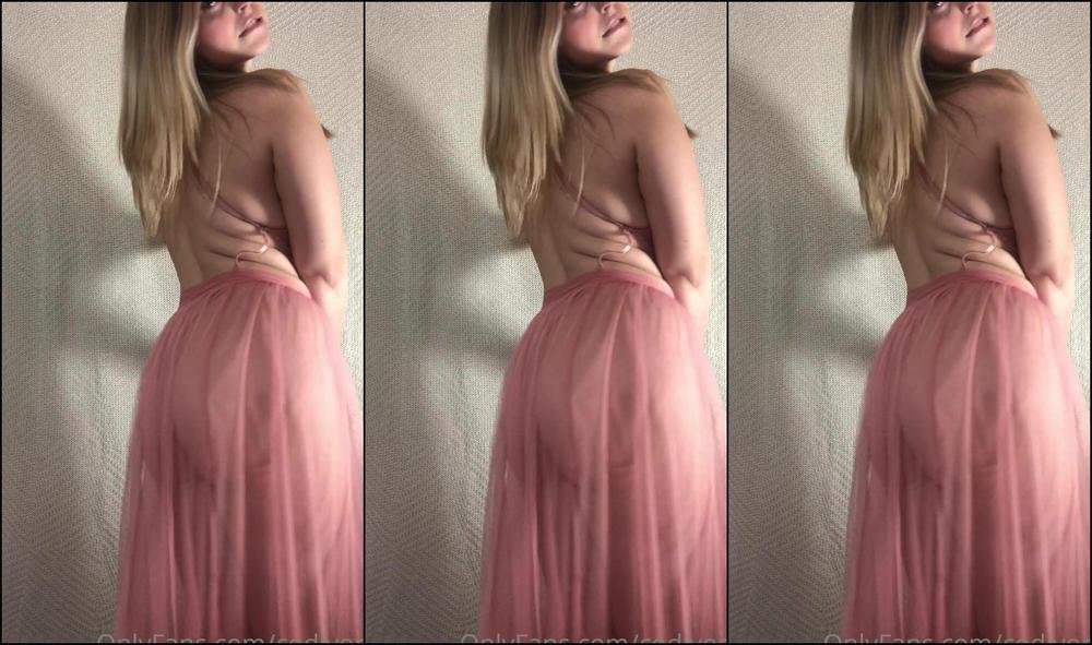 Codivore Here Take This Super Hot Striptease In My New Lingerie