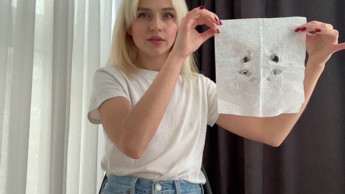 Nose Blowing,Blonde,Face Fetish,Eye Contact,Smell Fetish alexagrey my first honking video ManyVids