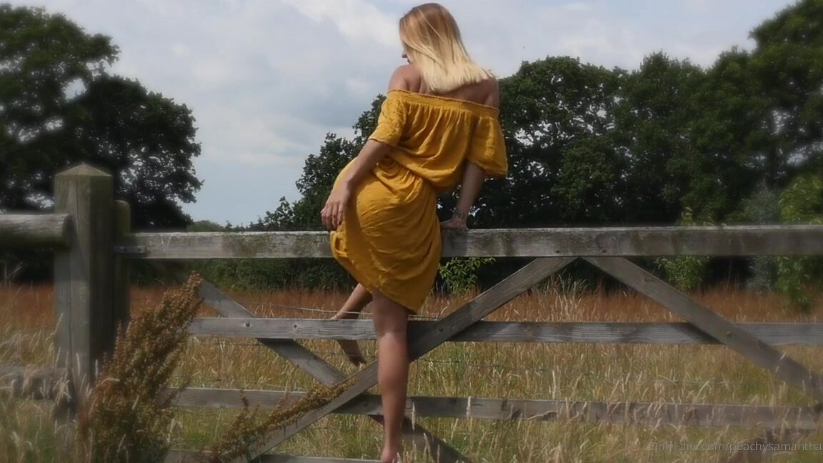 Peachy Samantha Nicknamed Peachysamantha Onlyfans This Video Is My Life Being Able To Get Naked Outdoors Is So Empowering Amazing Location