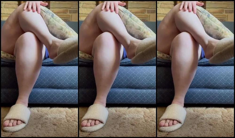 Fattyfeet420 Nicknamed Fattyfeet420 06 25 2023 Onlyfans Video Can I Mesmerize You Today With My Legs And Feet