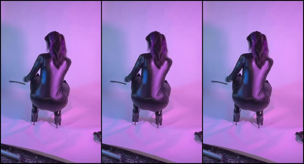 Hellcat Nat Nicknamed Hellcat Nat 11 02 2024 Onlyfans Video Behind The Scenes From My Latest Photo Shoot I Think I Need To Start Dressing Like