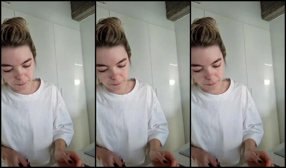 Lina Roselina Nicknamed Linaroselina 03 31 2025 Onlyfans Video Stream Started At 03312025 0435 Pm Random Live Stream While Cooking