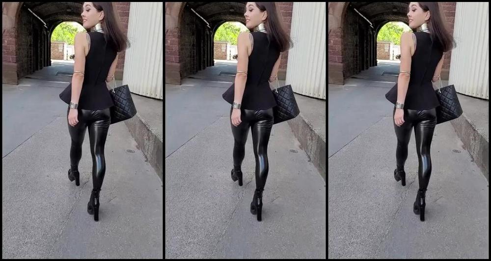 Sophie X Elodie Nicknamed Sophie X Elodie 02 08 2024 Onlyfans Video Unterwegs Im Alltagsoutfit