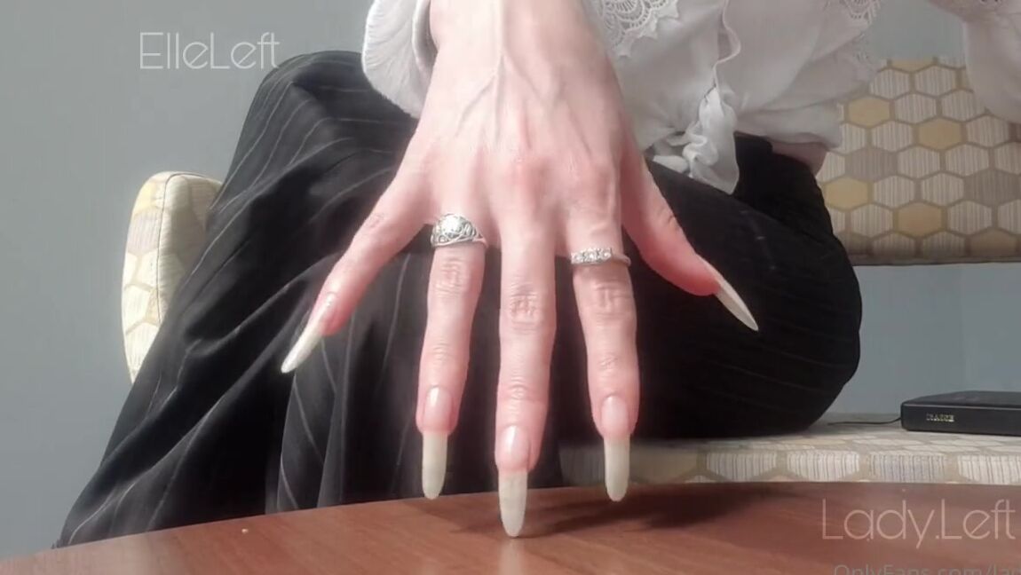 Lady Left Nicknamed Ladyleft 07 22 2021 Onlyfans Video Join Me For A Spontaneous 5Min 17Sec Session Of Scratching Tapping Amp Nail Flicking On My