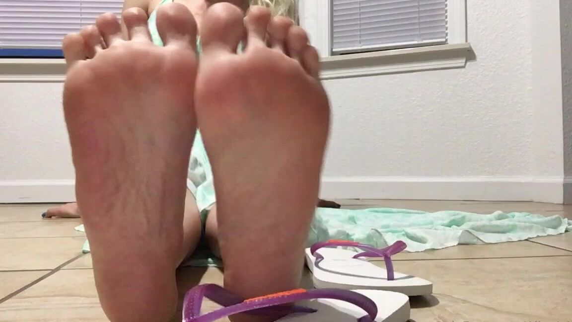 Alice Is More Nicknamed Aliceismore 08 08 2024 Onlyfans Video Sound Is Off In This Clip I Was Listening To Britney