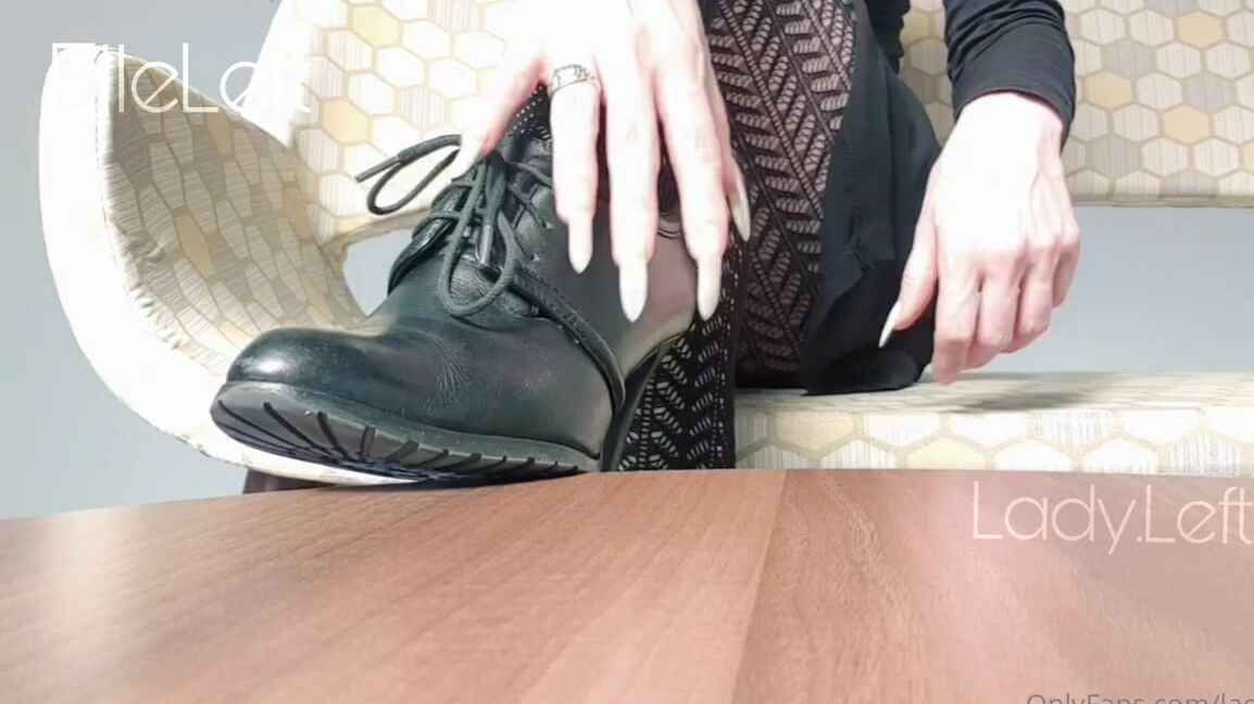 Lady Left Nicknamed Ladyleft 08 27 2021 Onlyfans Video Welcome To My Office New Subs Amp Loyal Old Fans