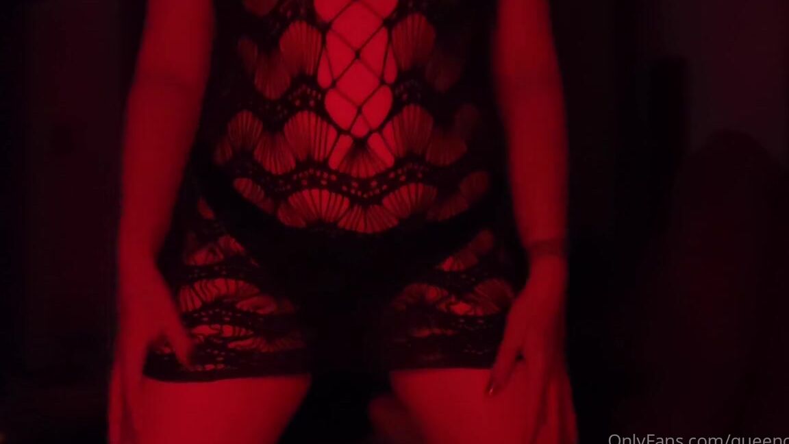 Goddess Trinity Nicknamed Queenofred 05 15 2020 Onlyfans Video Cum For Me Daddy 2Min 30 Seconds Can You Last