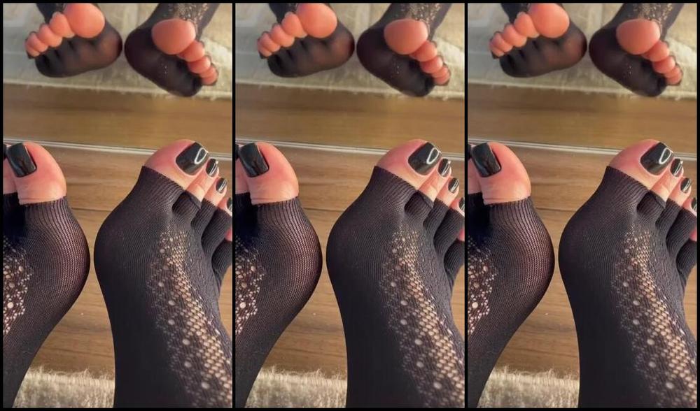 Flavsoles Nicknamed Flav Soles19 12 04 2024 Onlyfans Video Quero Voce Calado E Sentado Com O Pau Para Fora Assistindo Esse Video Tirando Minhas Meias