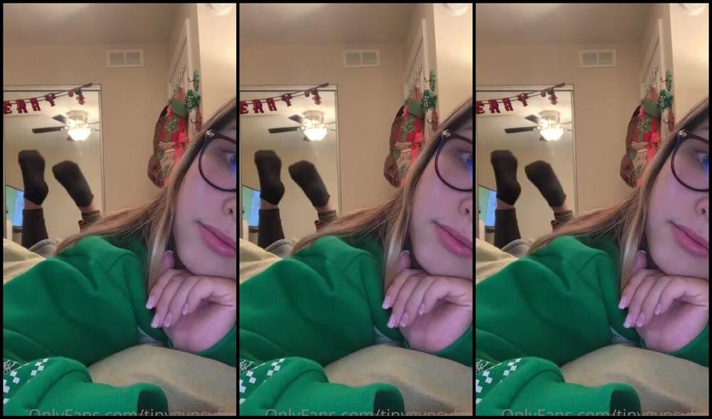 Tiny Gypsy Nicknamed Tinygypsyfeet 11 27 2020 Onlyfans Video Baby Its Cold Outside