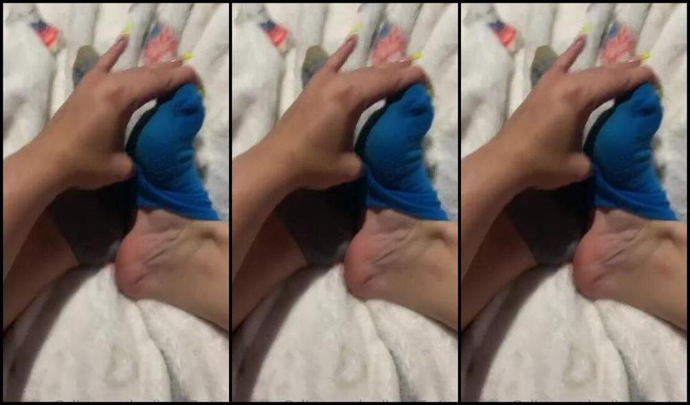 Goddess Daniella Nicknamed Danimonies 07 18 2020 Onlyfans Video Sit And Watch This And Drool