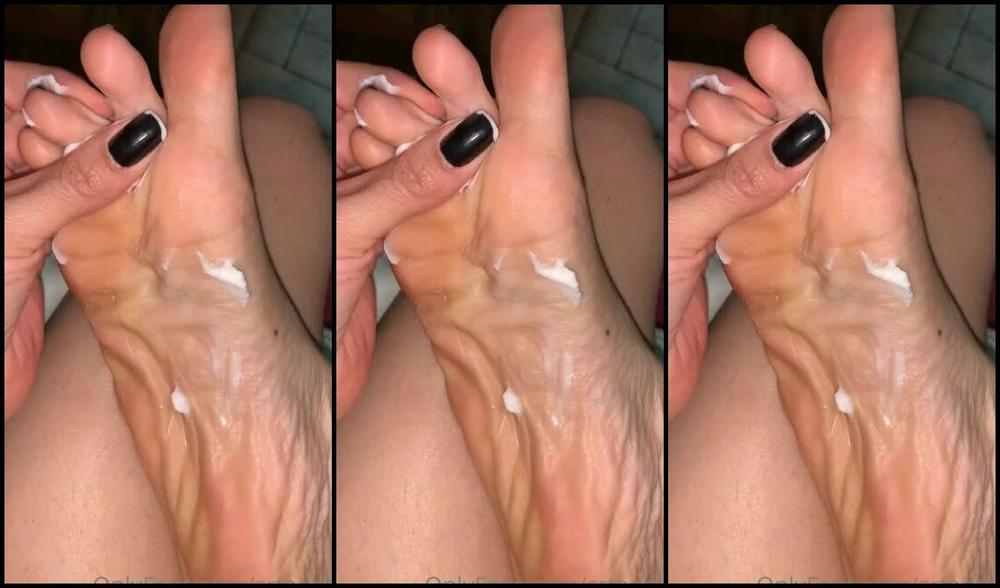 Srta Dess Nicknamed Srtadess 03 28 2022 Onlyfans Video Good Night